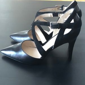 Nine West Black Leather Pumps